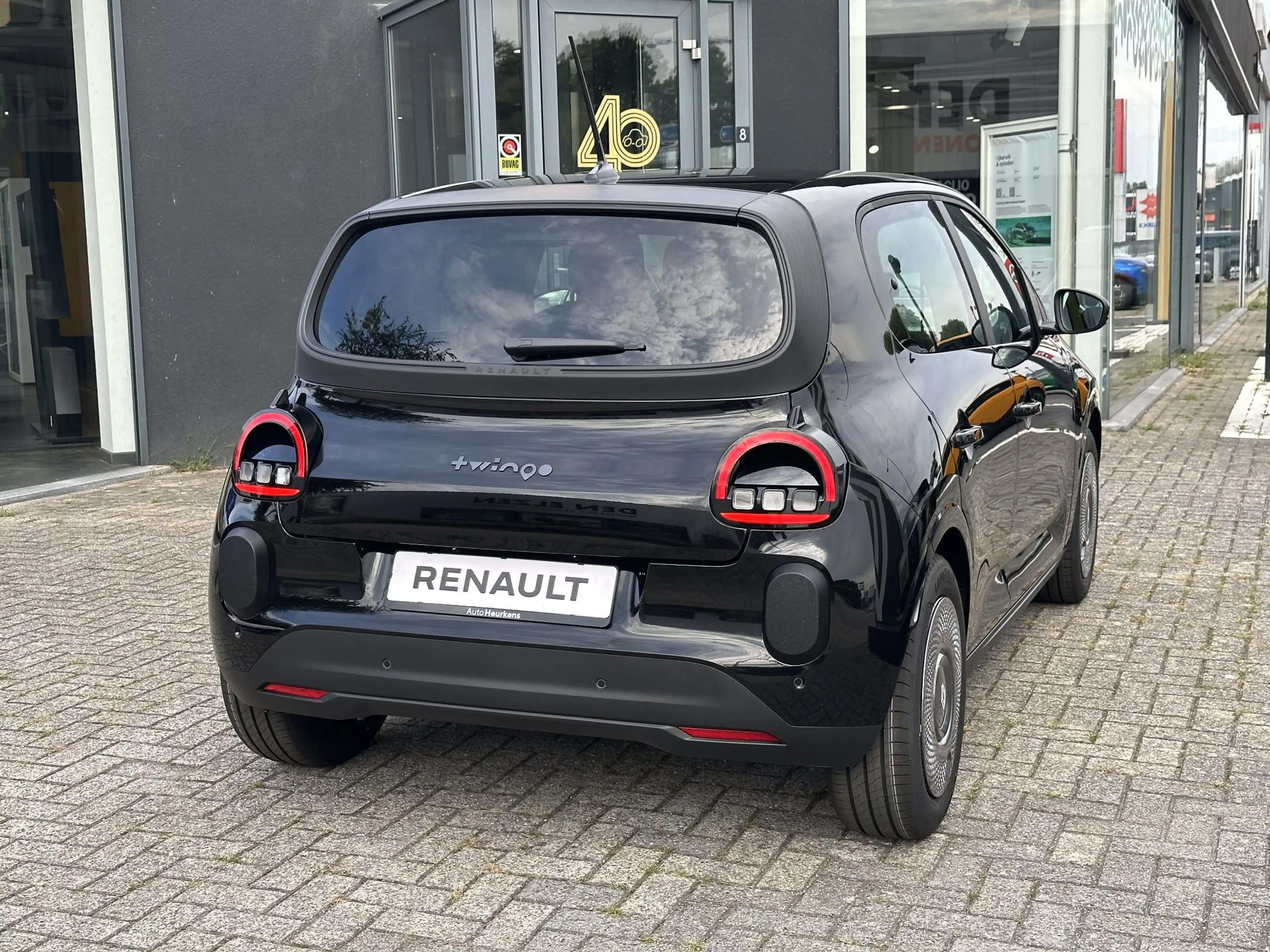 Renault Twingo Evolution 80pk Urban Range l Alle kleuren op voorr — photo 5