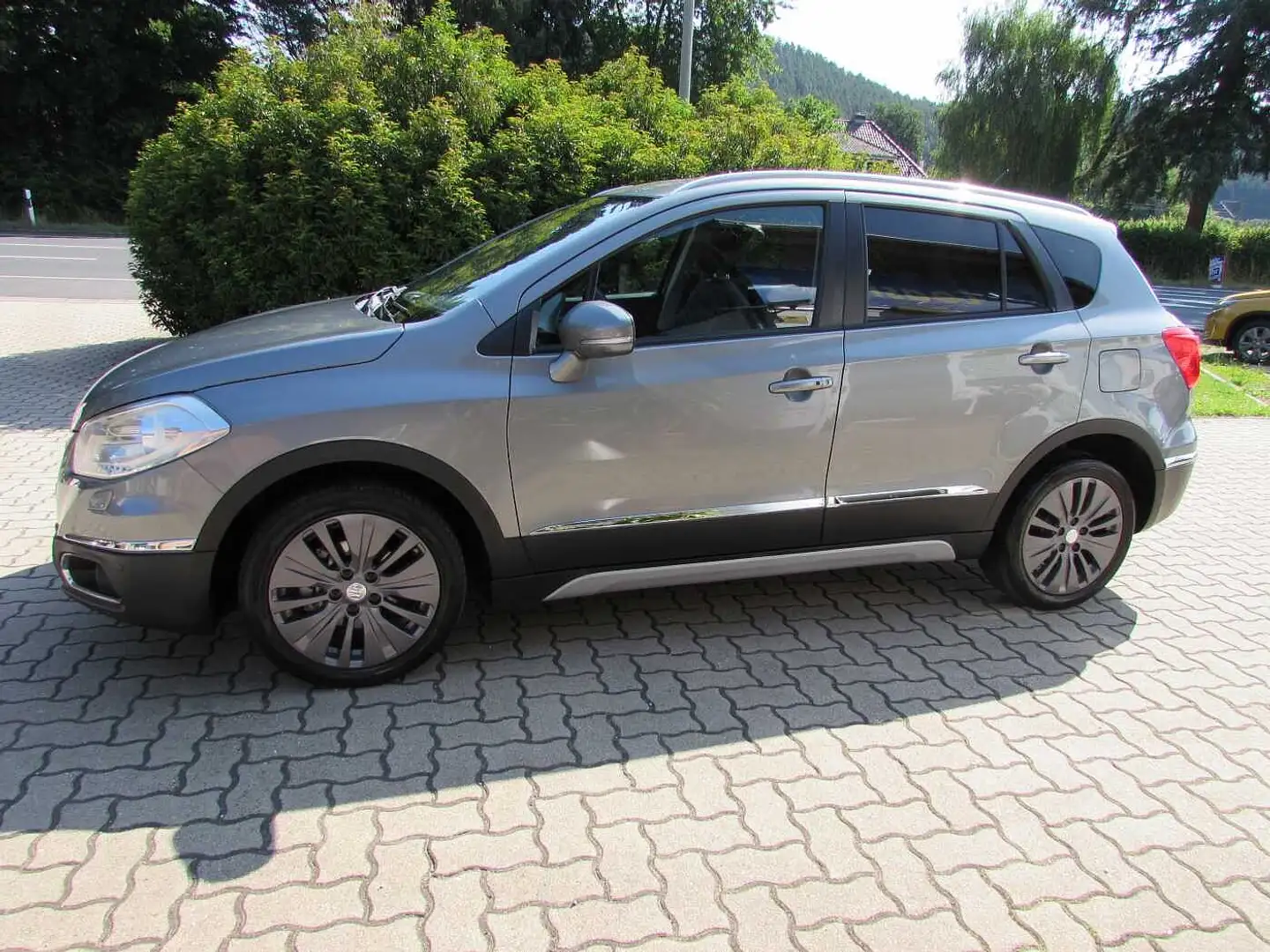 Suzuki SX4 S-Cross 1.6 VVT CVT 4x4 Comfort + Gris - 2