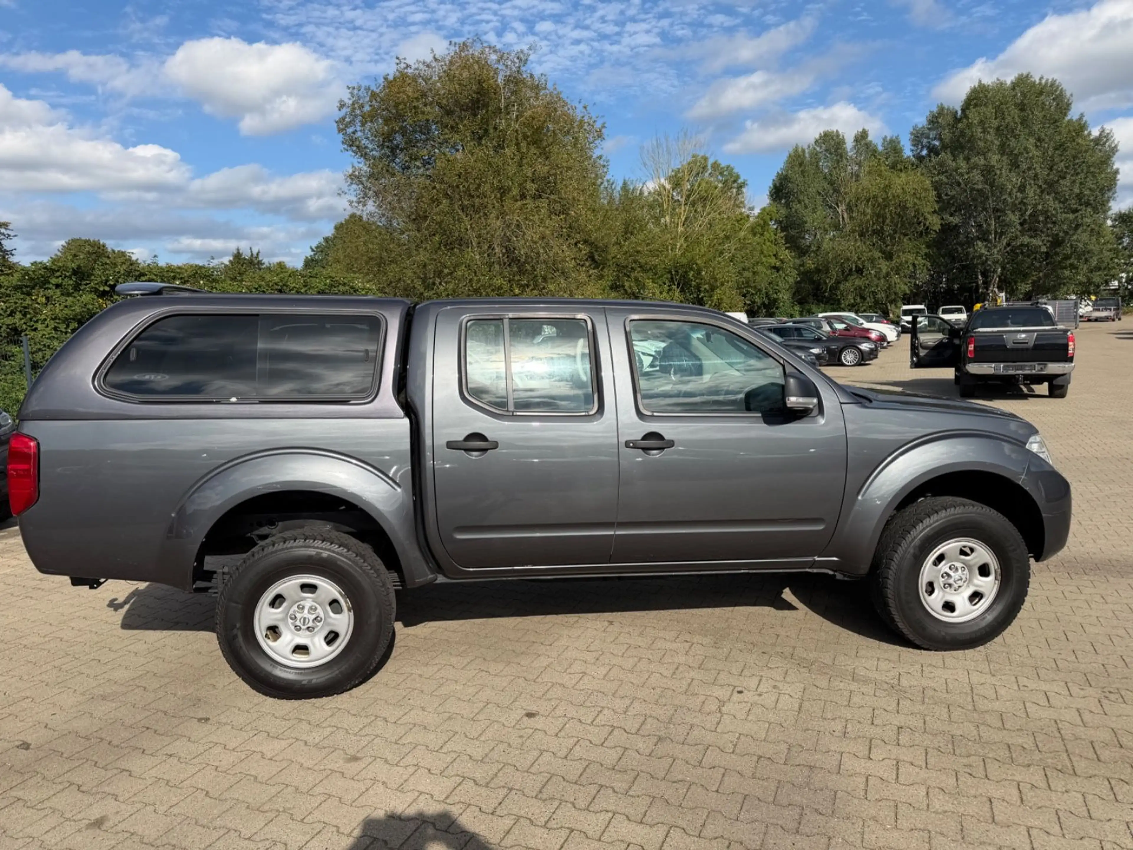 Nissan Navara Pickup Double Cab LE 4X4/AHK/ — photo 4