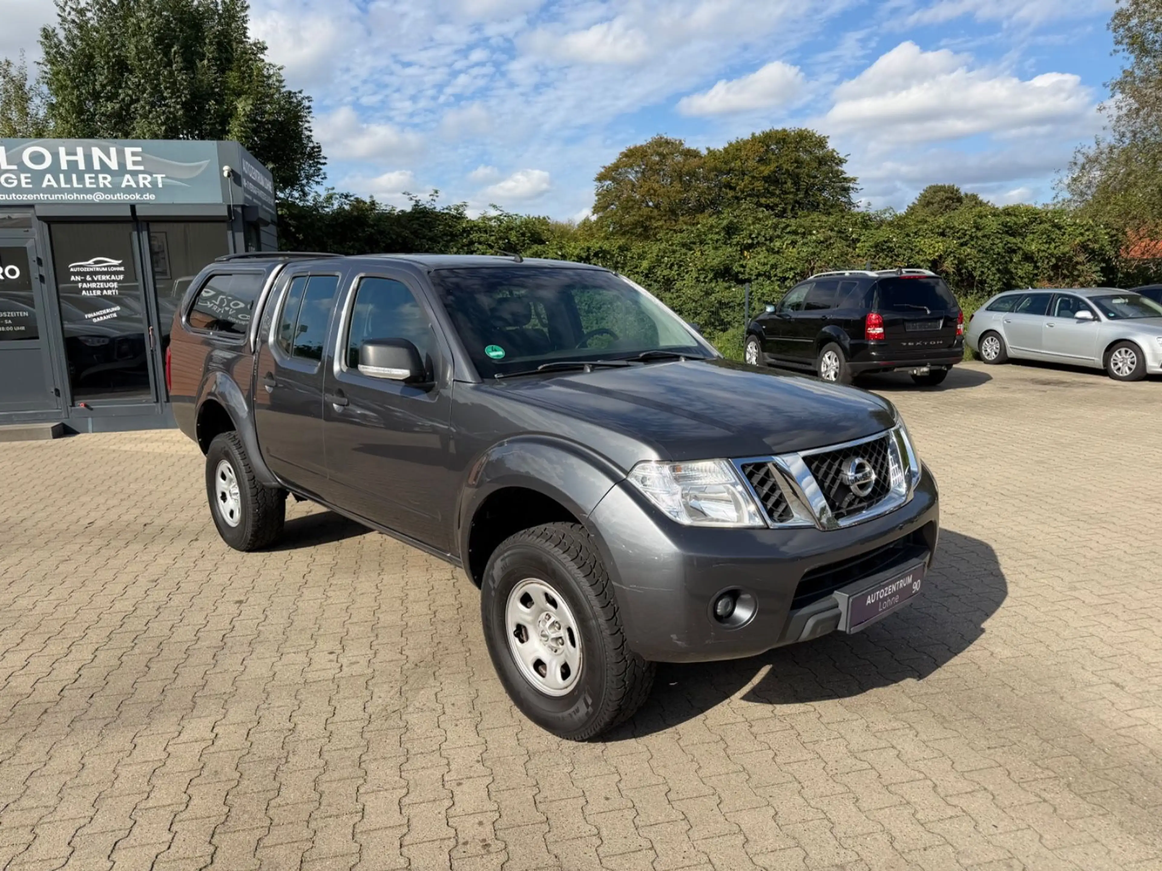 Nissan Navara Pickup Double Cab LE 4X4/AHK/ — photo 3