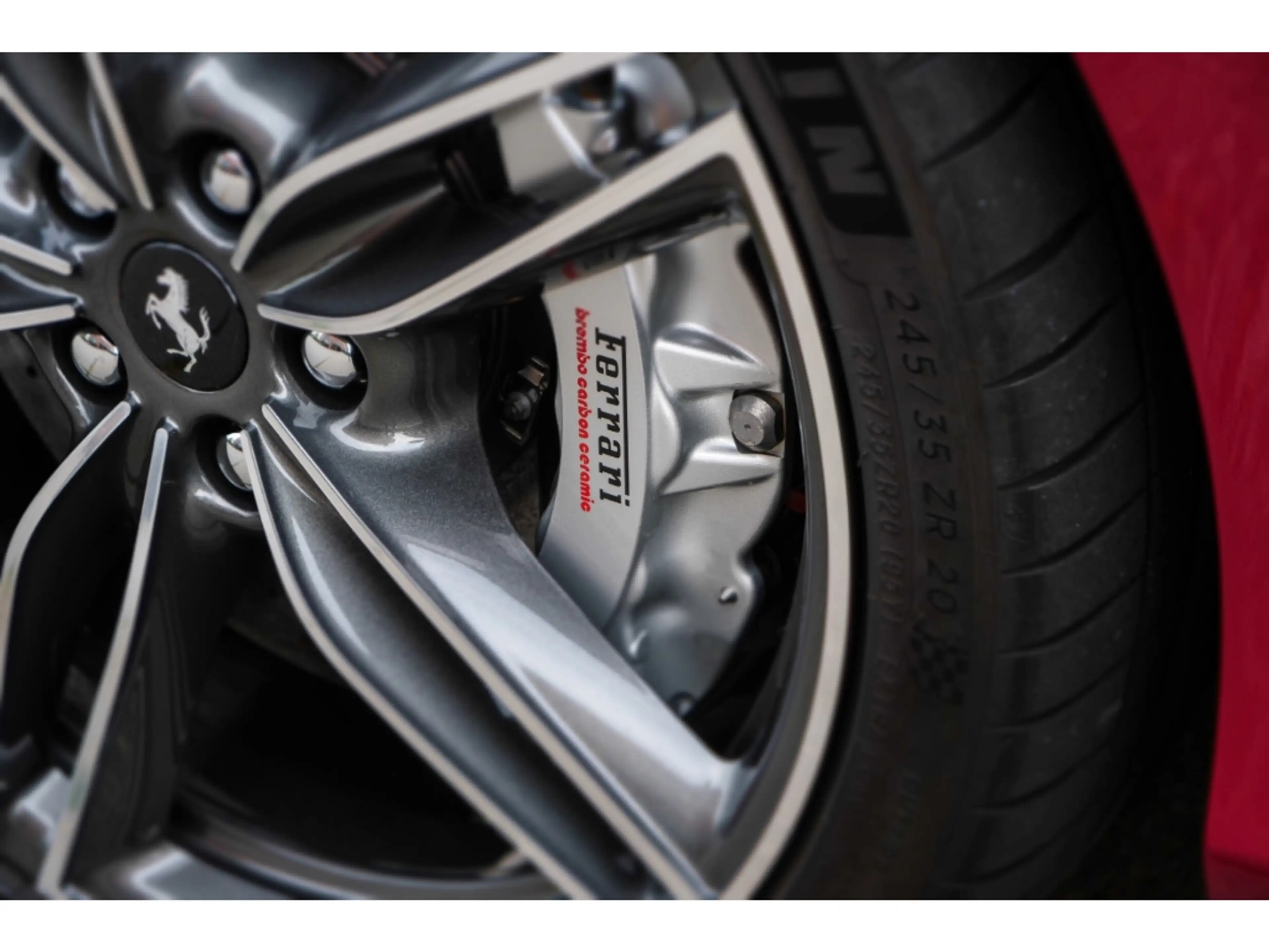 Ferrari Roma Spider *Leder+LED*CarPlay*Daytona-Design* — photo 14