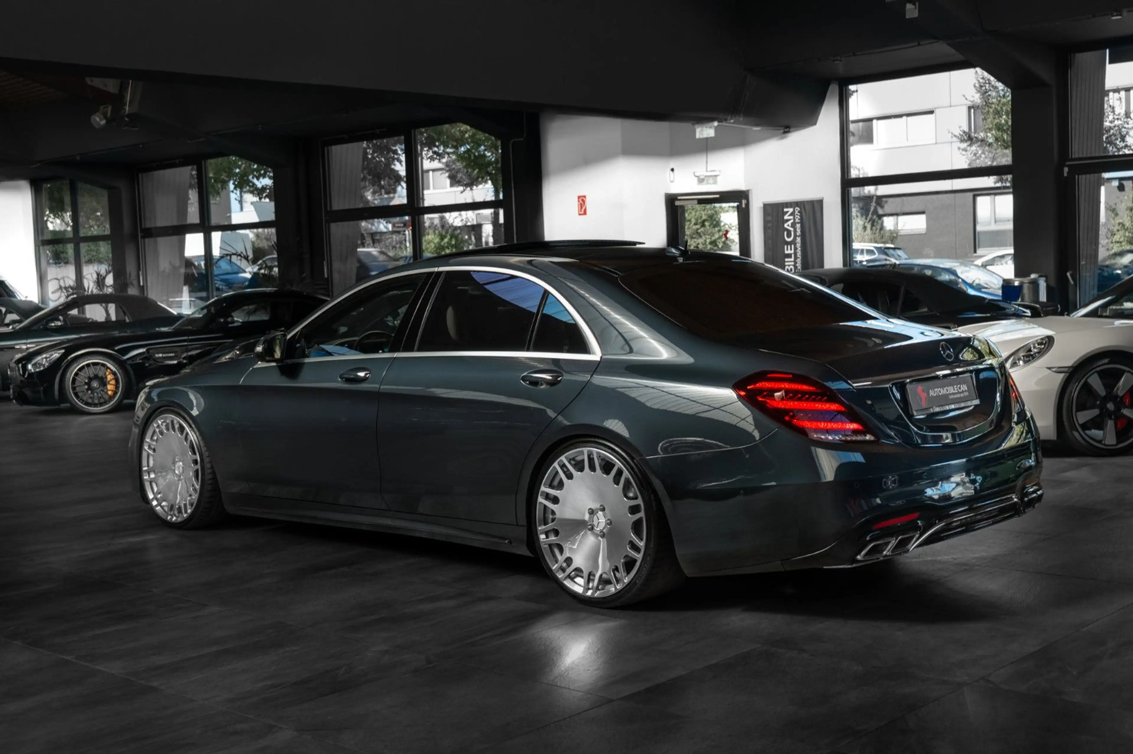 Mercedes-Benz S 560 4M LANG #MANUFAKTUR #AMG #1ST-CLASS #TISCH — photo 3