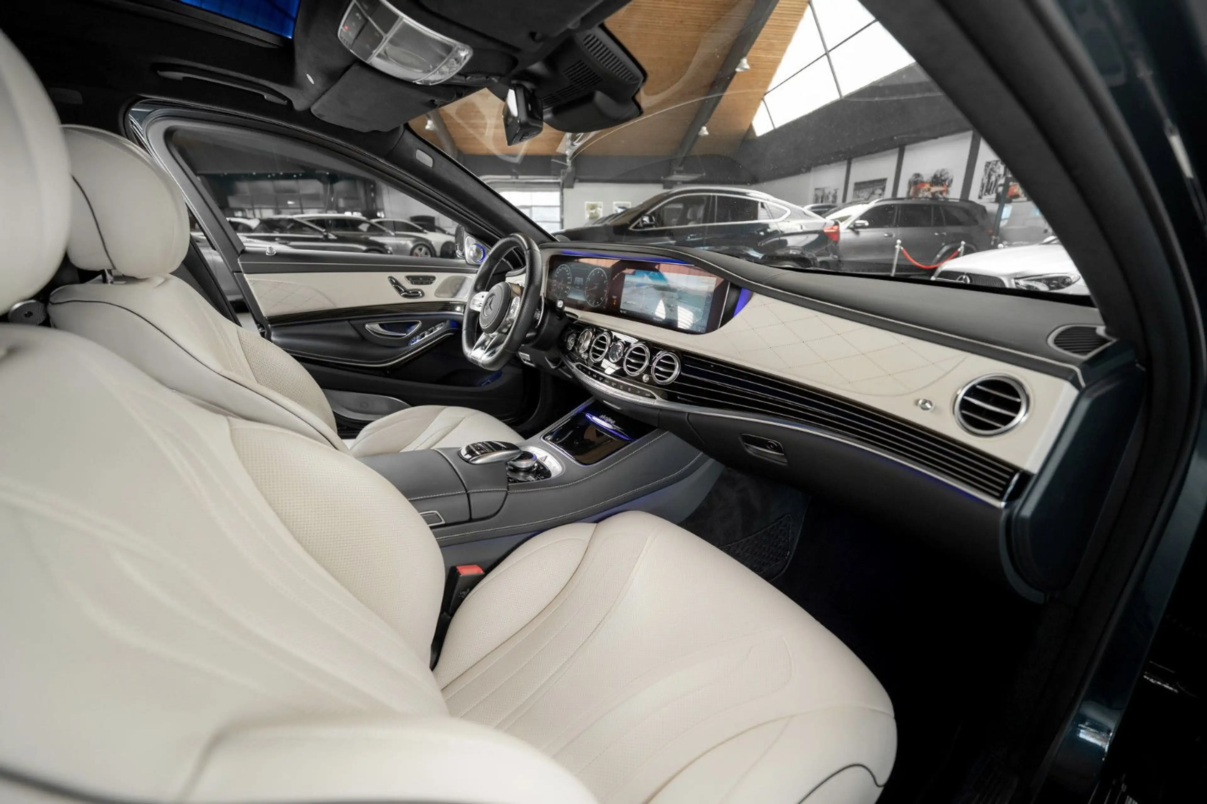 Mercedes-Benz S 560 4M LANG #MANUFAKTUR #AMG #1ST-CLASS #TISCH — photo 8