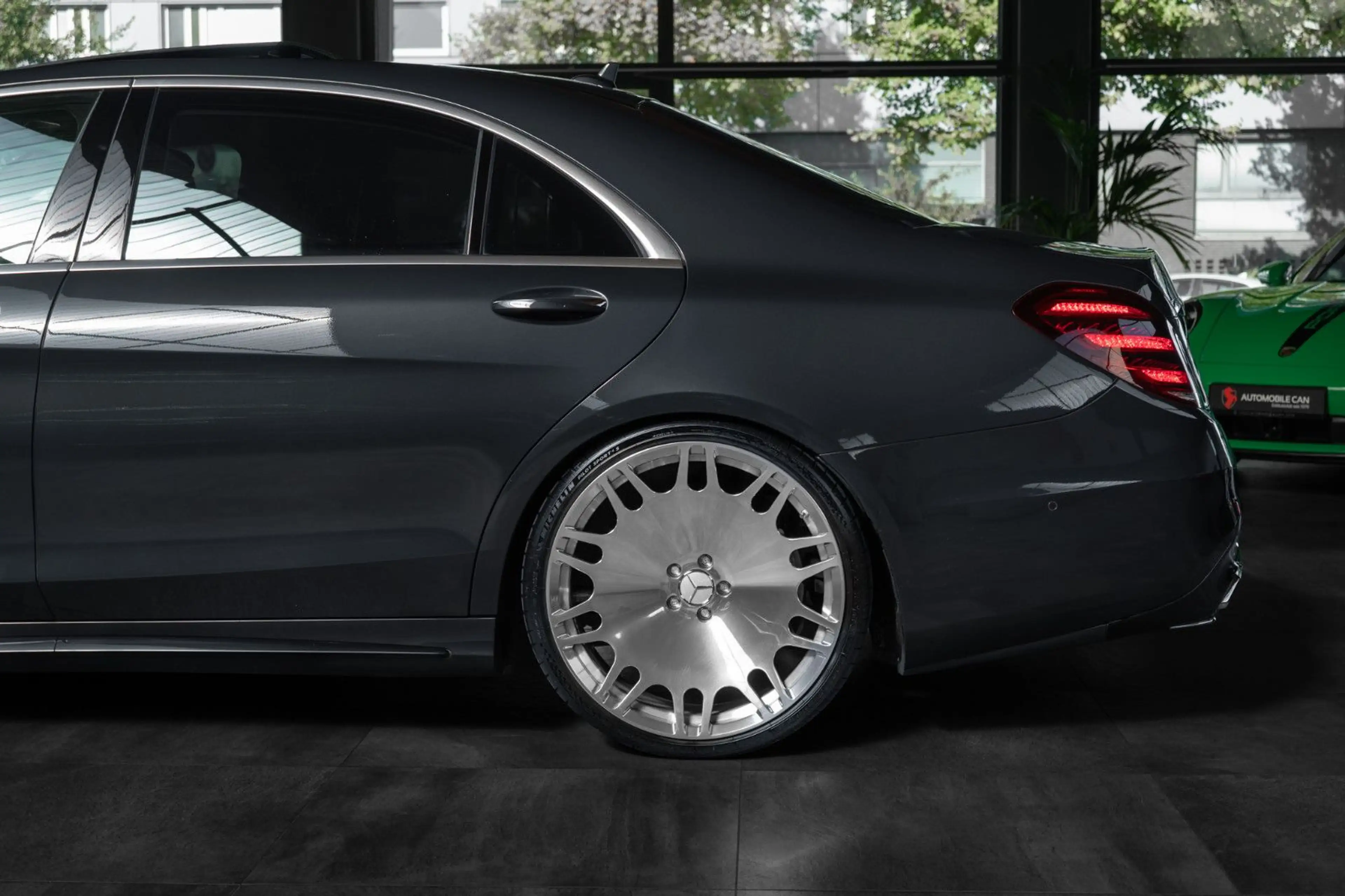Mercedes-Benz S 560 4M LANG #MANUFAKTUR #AMG #1ST-CLASS #TISCH — photo 2