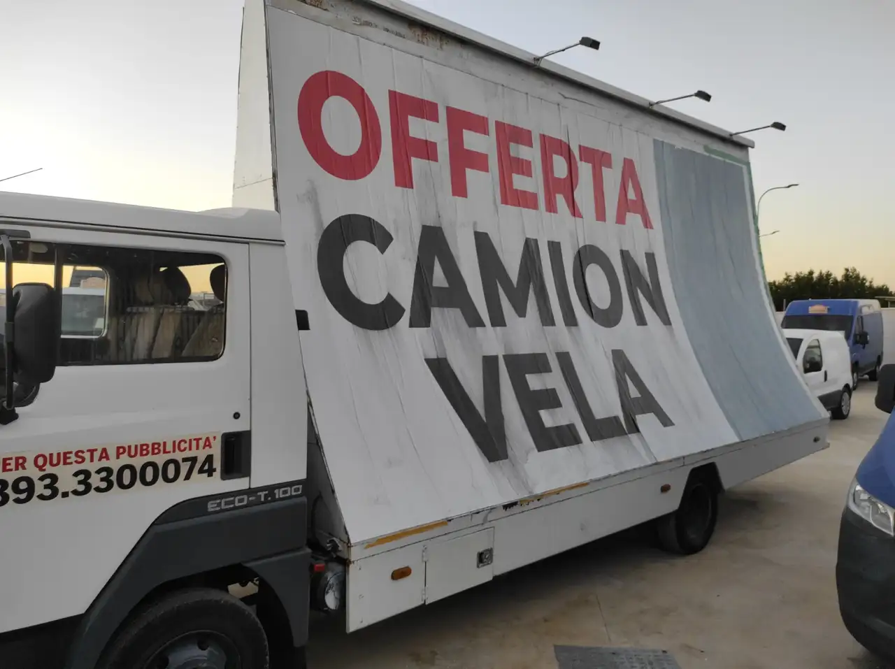 Nissan VELA PUBBLICITARIA 6x3 LUMINOSA, foto 3