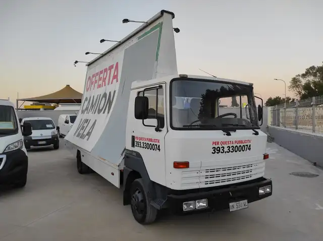 Nissan Autres VELA PUBBLICITARIA 6x3 LUMINOSA