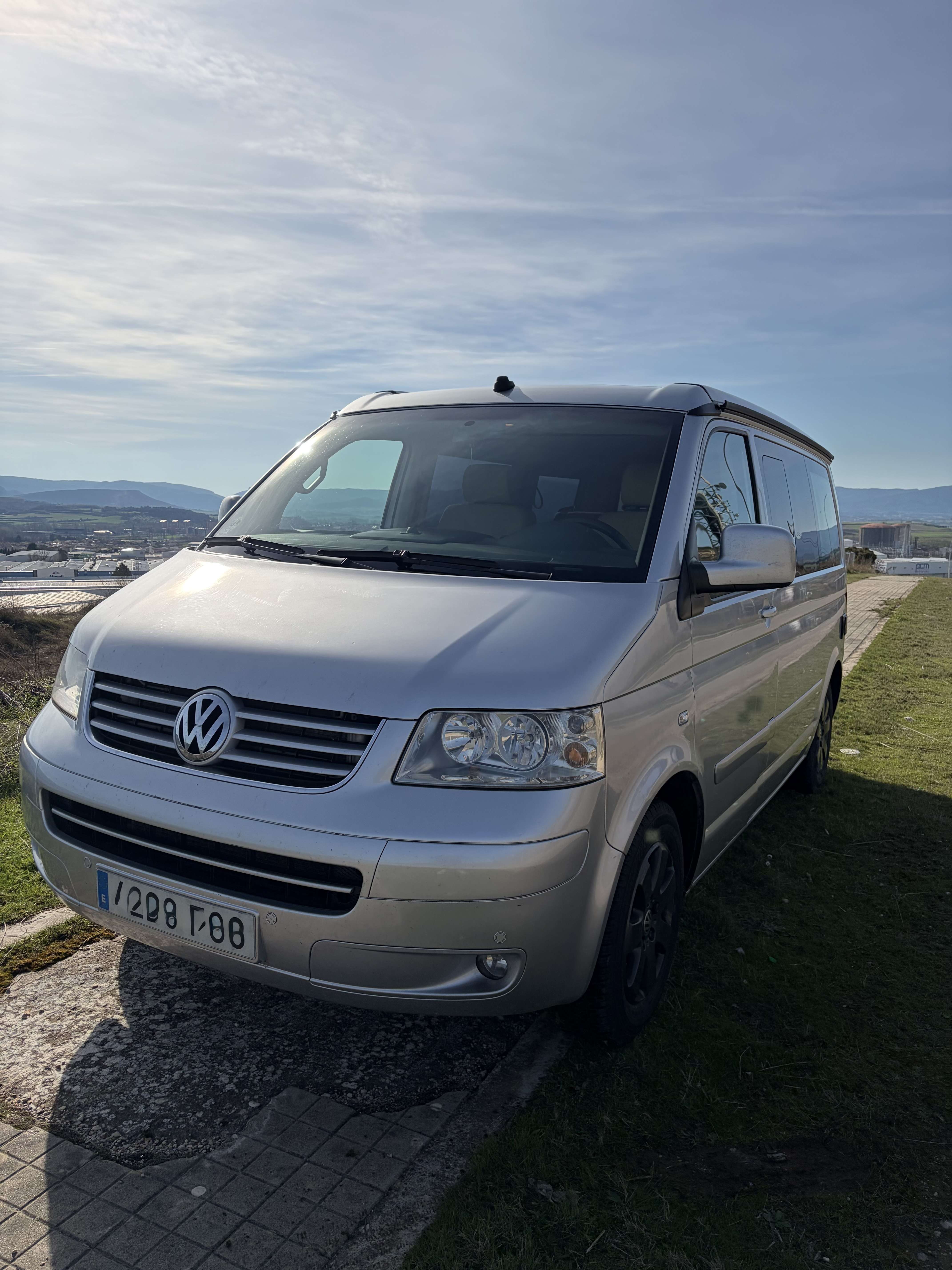 Volkswagen T5 California 2.5TDI Confortline 174 - foto 1