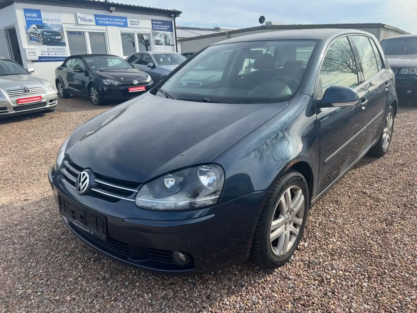 Volkswagen Golf 1.4 TSI 90 kW Comfortline 5 Türen plava - 2