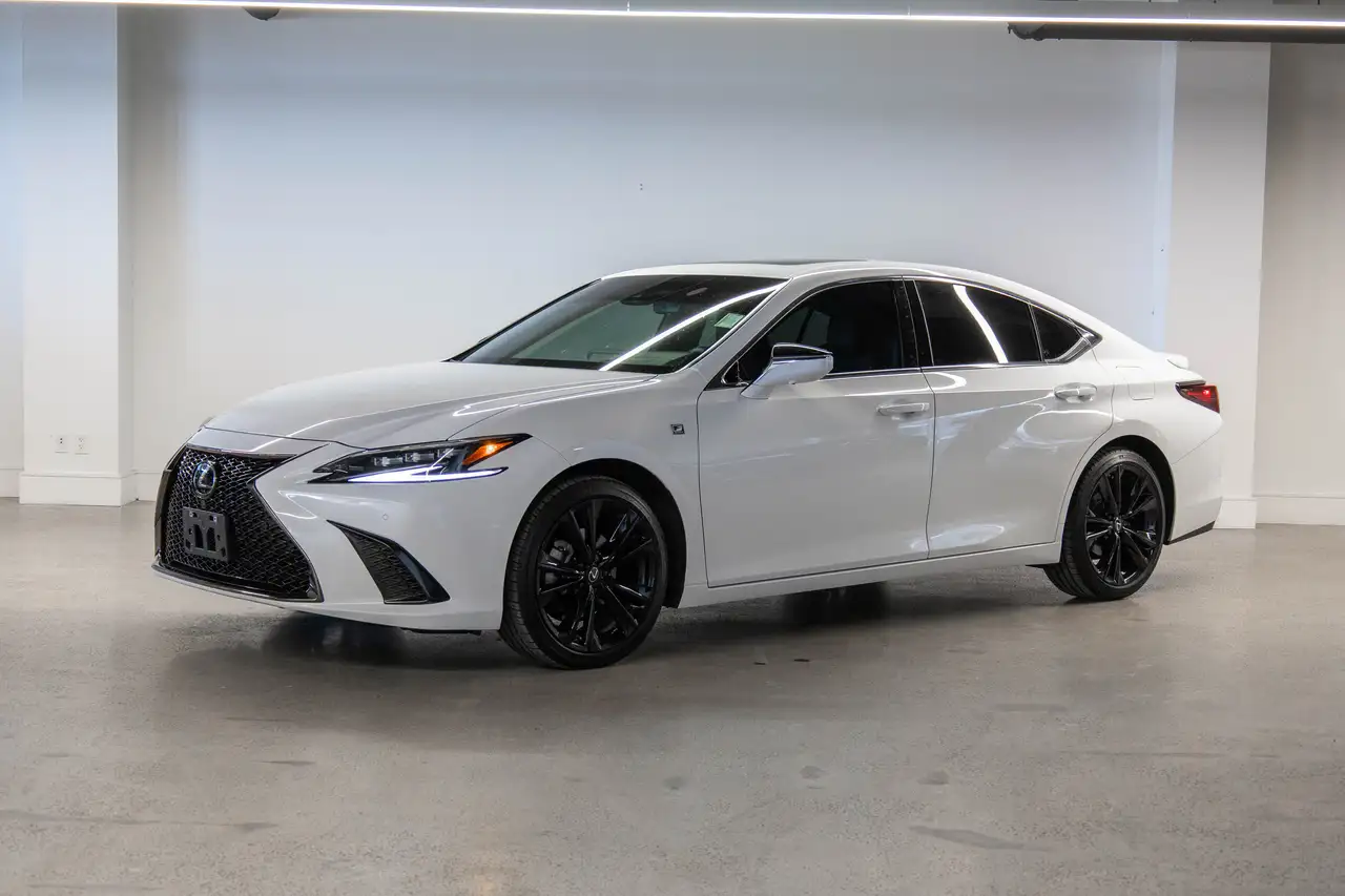 2025 Lexus ES