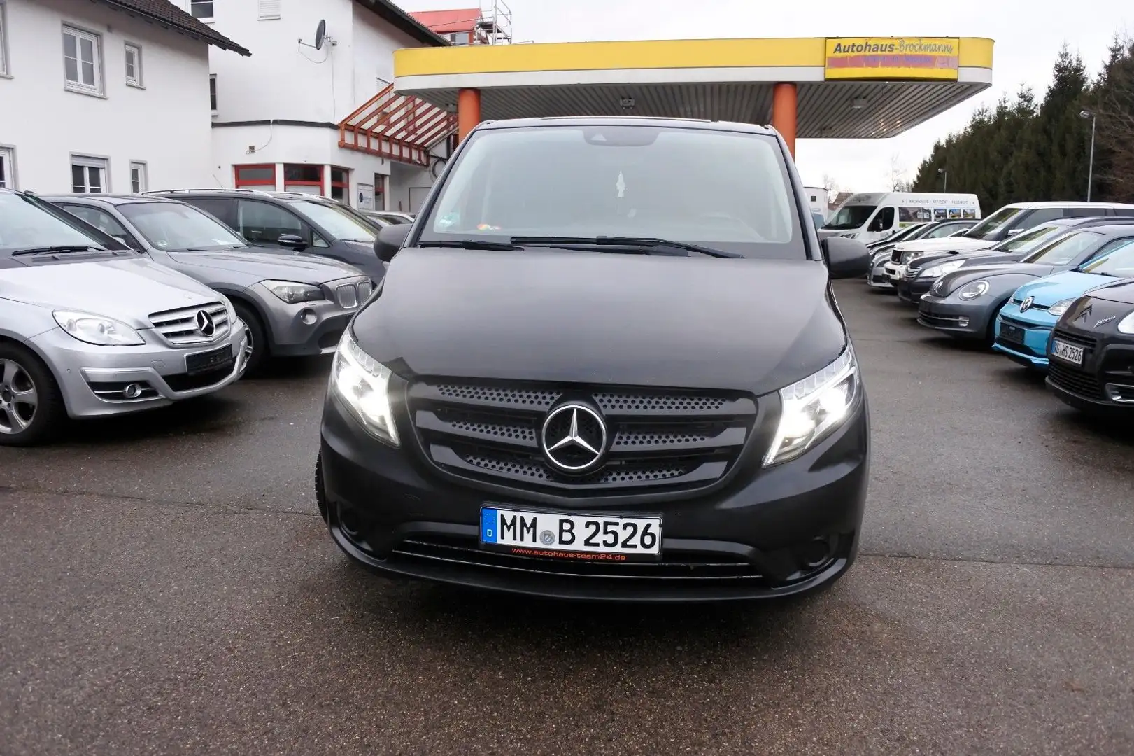 Mercedes-Benz Vito Mixto 116/119/124 CDI 6-sitzer/Automatik Black - 2