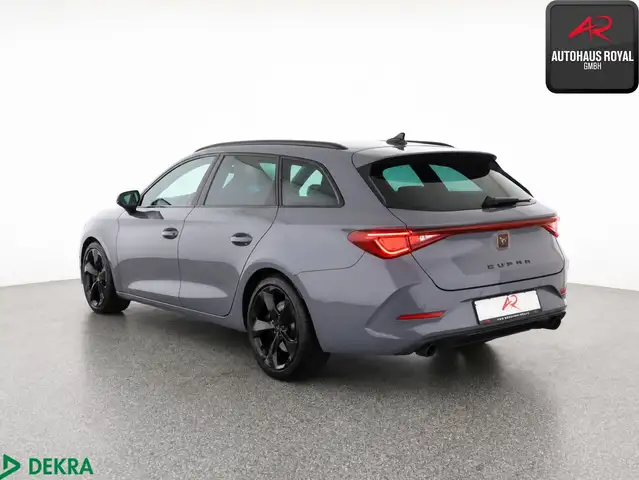 Cupra Leon view 3
