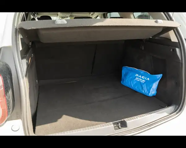 Dacia Duster view 14