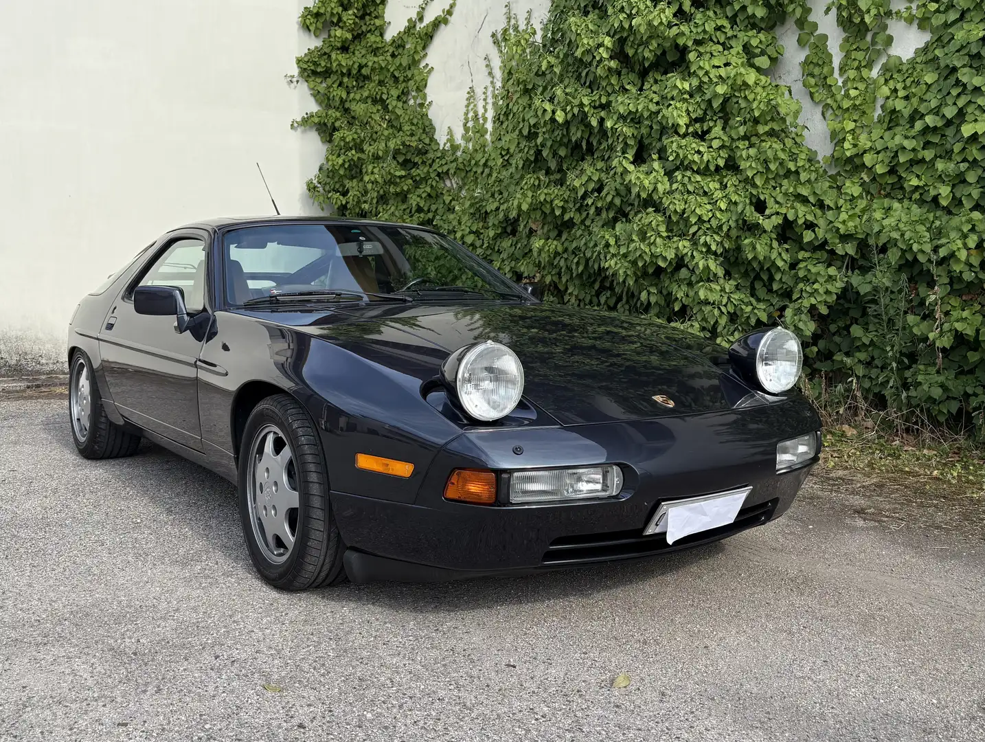 Porsche 928 5.0 S4 auto - 1