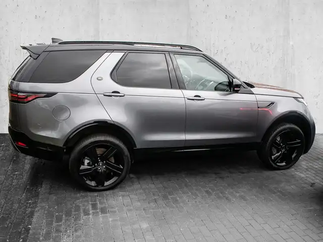Land Rover Discovery view 5