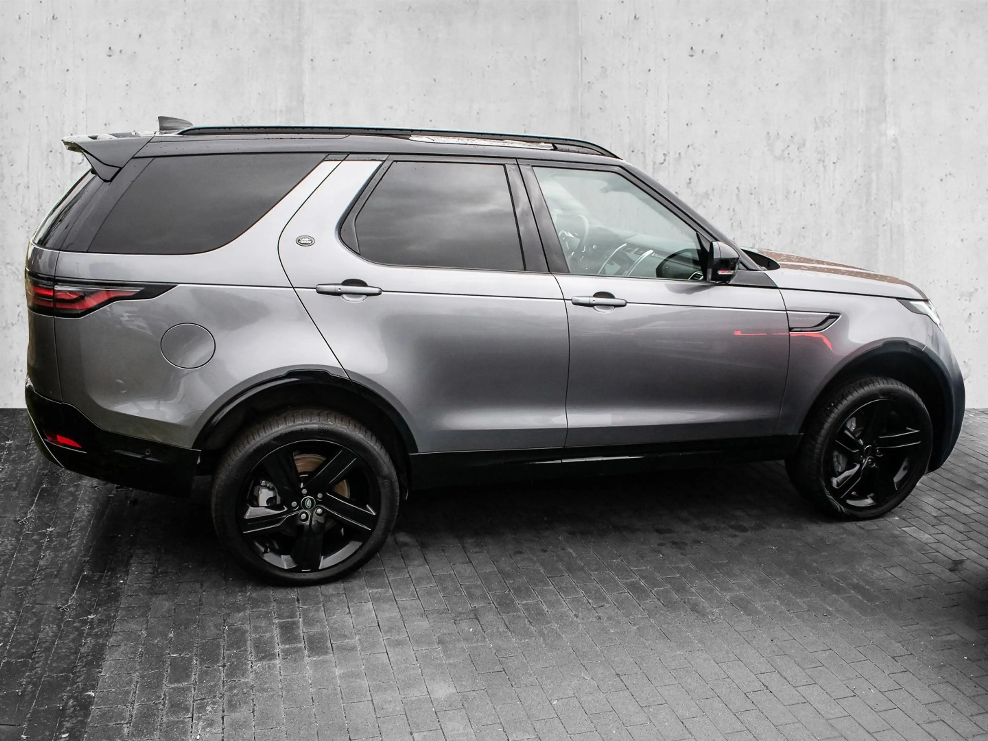 Land Rover Discovery D300 Dynamic HSE PANO LED STANDHZG — photo 5