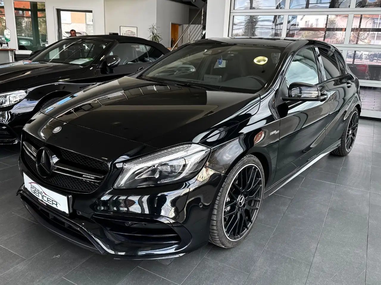 Mercedes-Benz A 45 AMG
