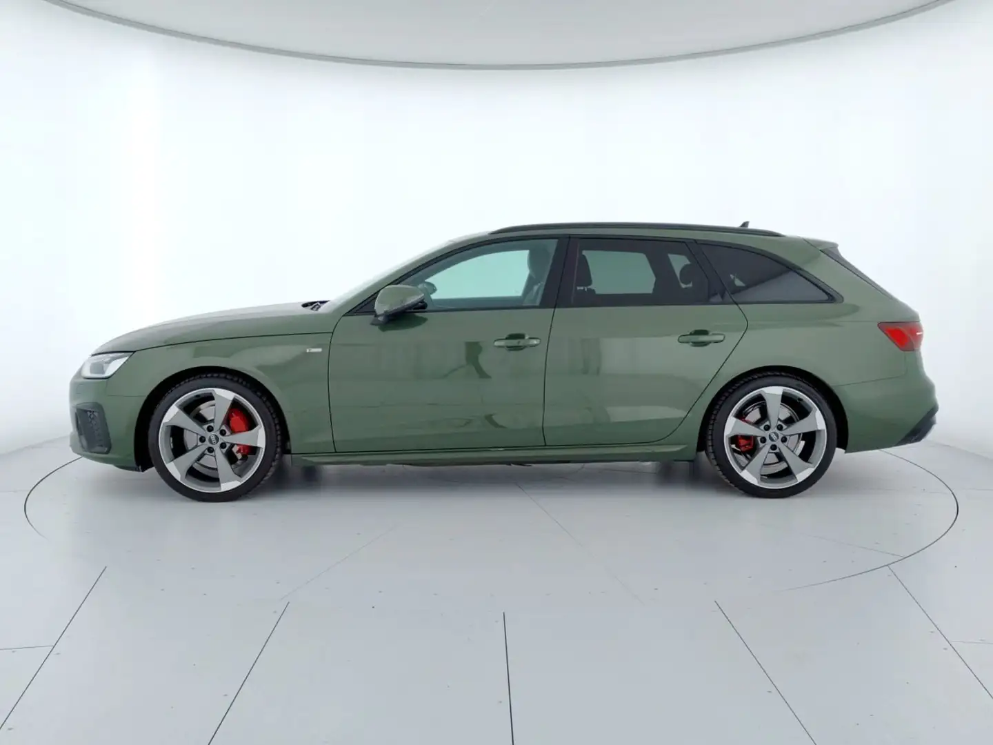Audi A4 Avant 40 TDI quattro S tronic S line edition Verde - 2