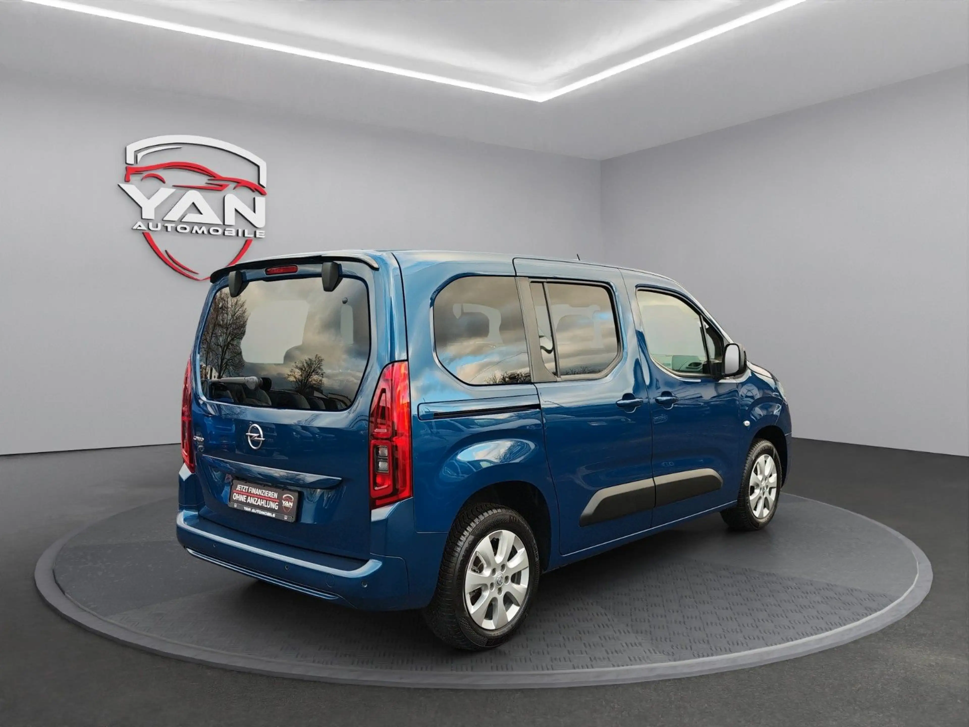 Opel Combo Life 1.5 *Navi*Kamera*Lenkradheizung* — photo 6
