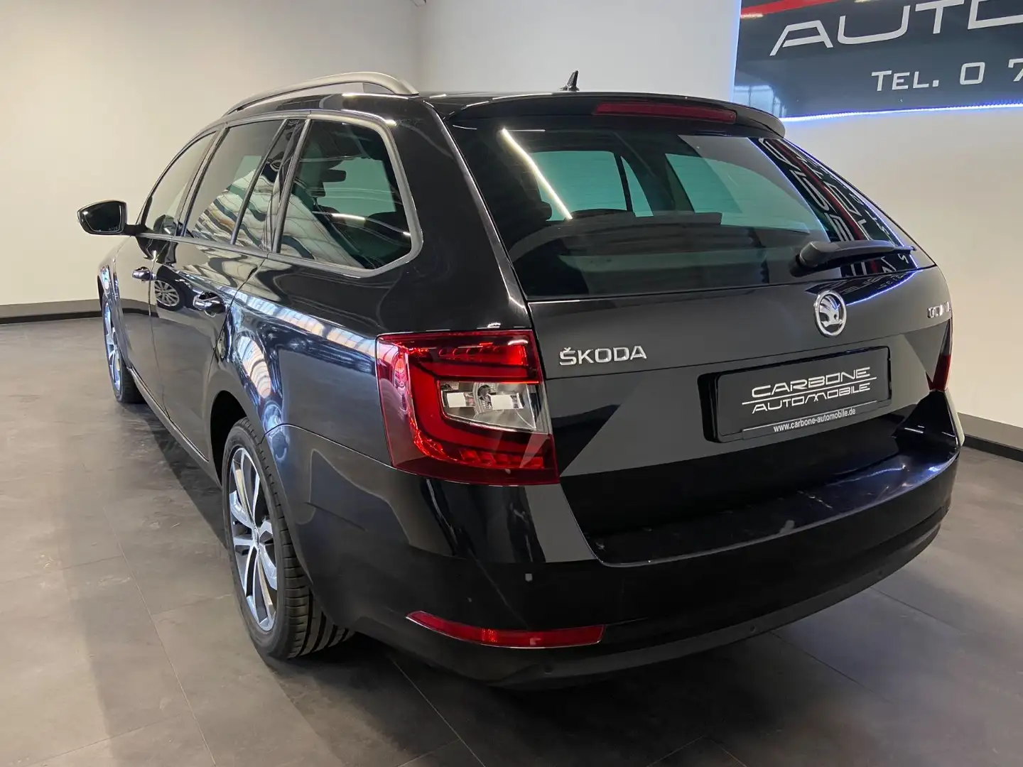 Skoda Octavia Combi Soleil Schwarz - 2