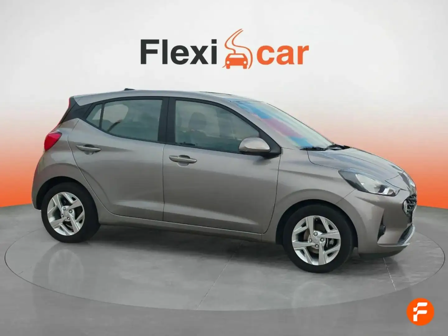 Hyundai i10 49 kW / 67 CV Gris - 2