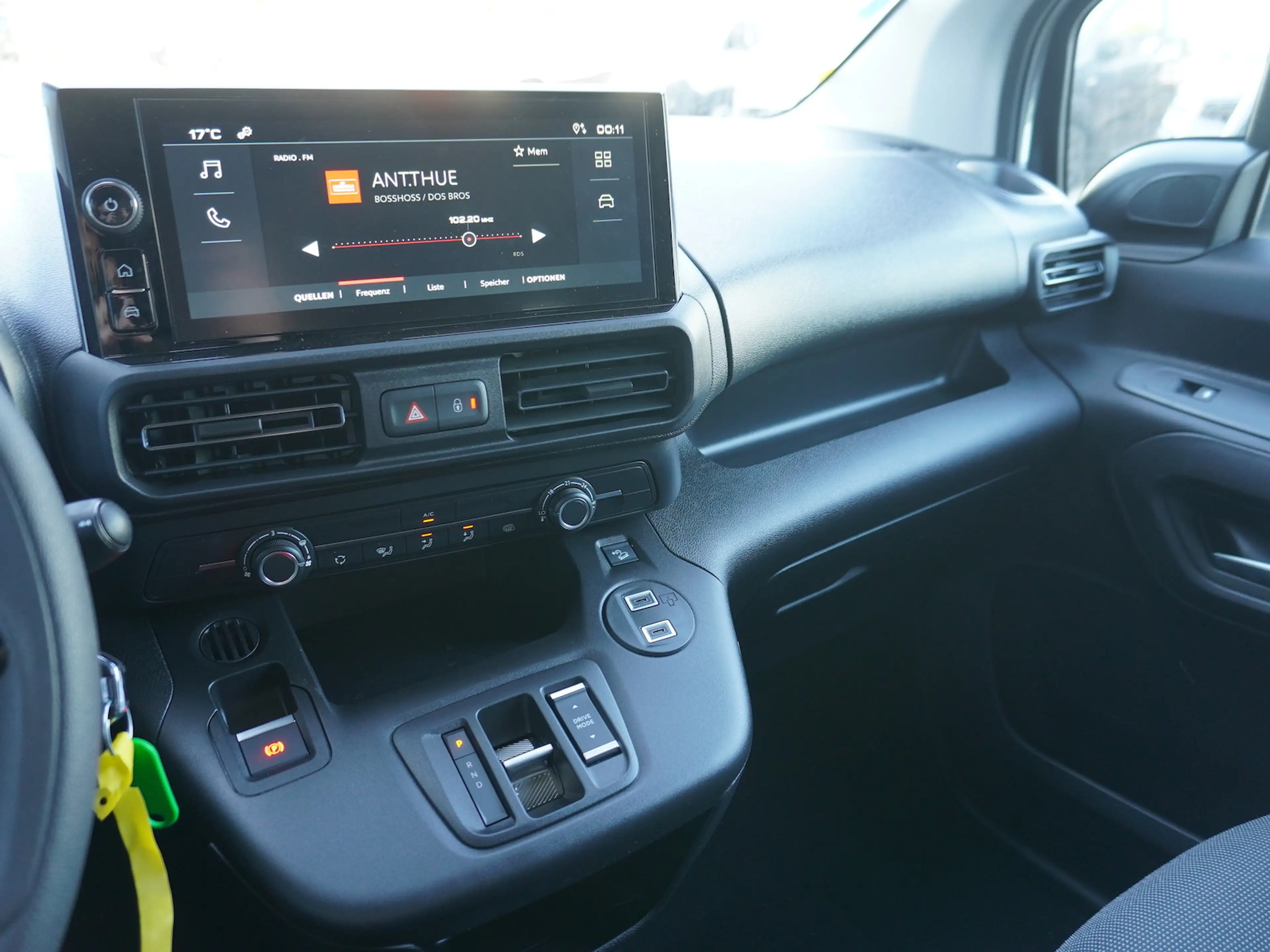 Fiat E-Doblo 3-Sitzer + Allwetterreifen + Kamera — photo 13