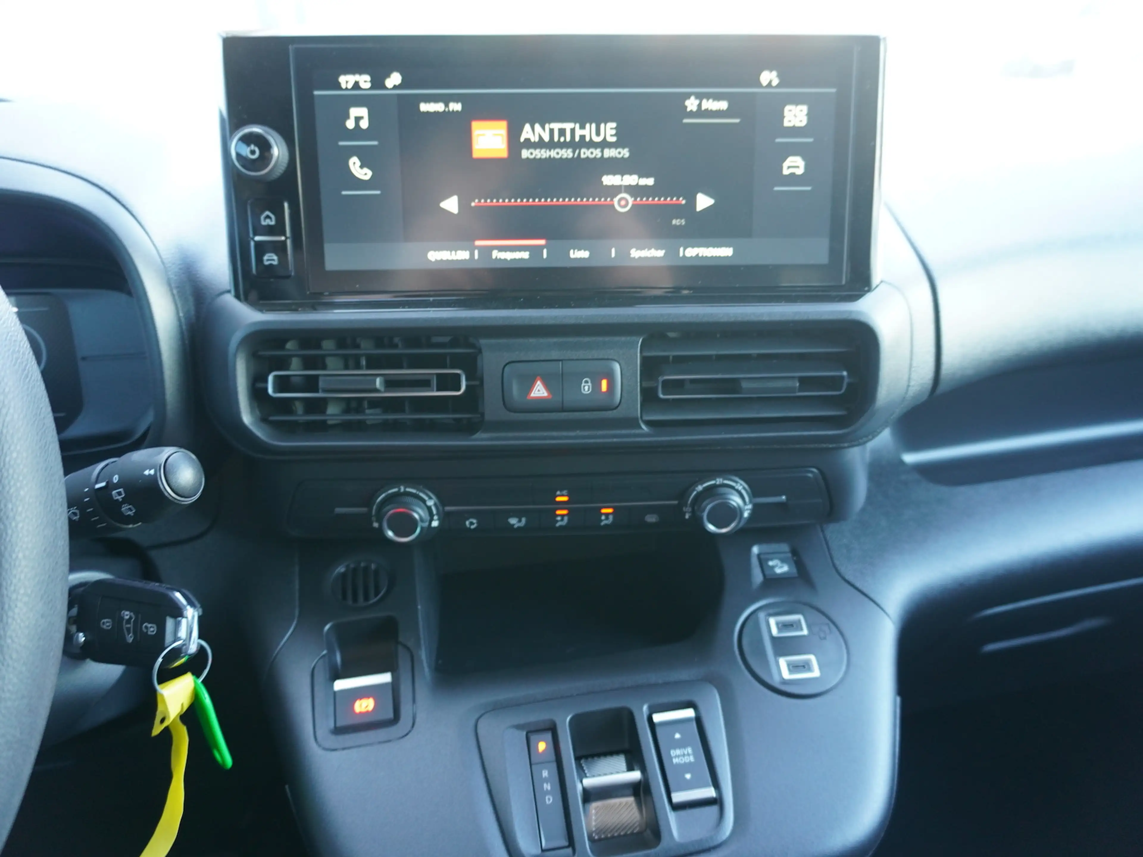 Fiat E-Doblo 3-Sitzer + Allwetterreifen + Kamera — photo 14