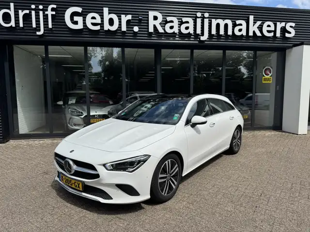 Mercedes-Benz CLA 200 Shooting Brake Business Solution Luxury*LED*Panora