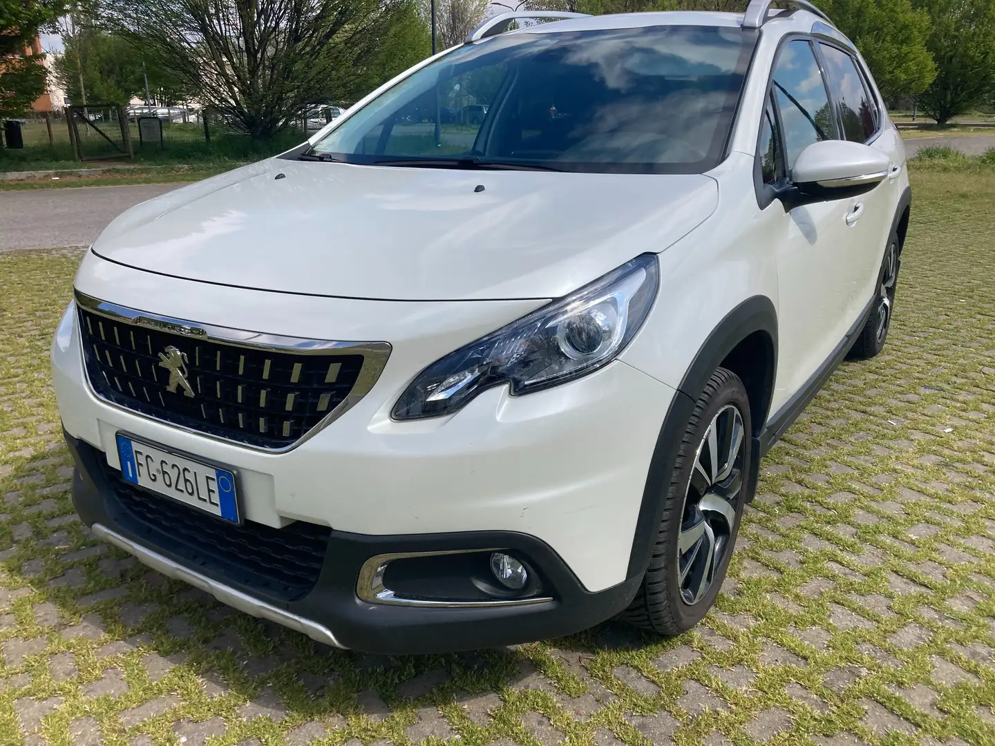 Peugeot 2008 2008+1.6+bluehdi+Allure+s Bianco - 1
