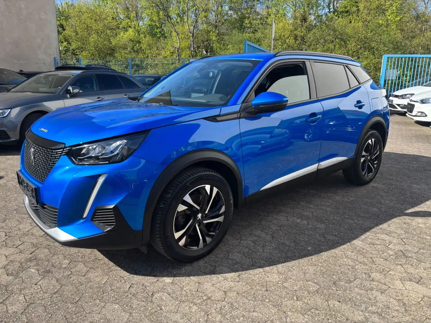 Peugeot 2008 Allure Navi/LED/Kamera/Sitzhzg/AHK Blau - 1