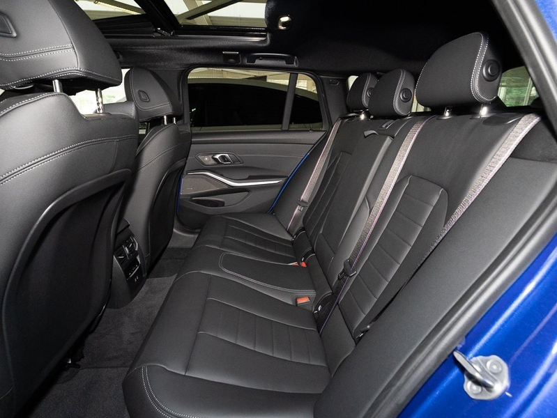 BMW 340 M340i xDrive Touring M Sport HUD PANO ACC RFK — photo 13