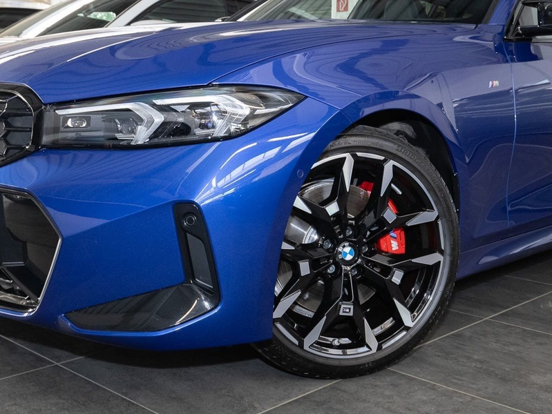 BMW 340 M340i xDrive Touring M Sport HUD PANO ACC RFK — photo 3