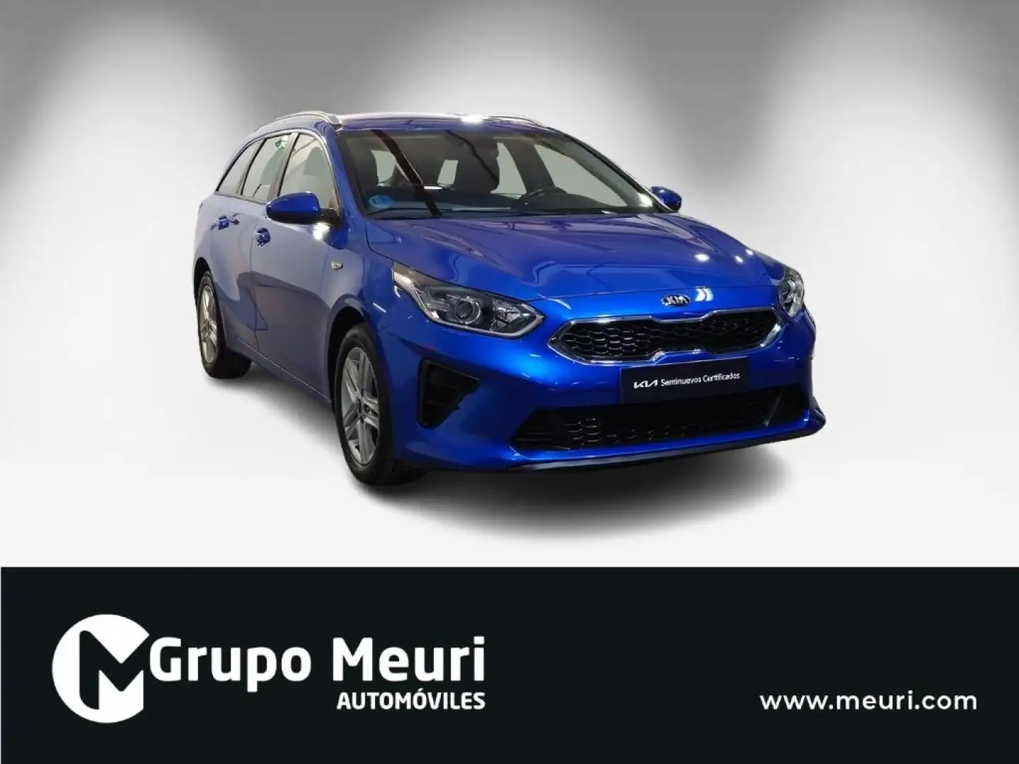 Kia Ceed / cee'd Tourer 1.6 MHEV iMT Concept 136 Bleu - 1