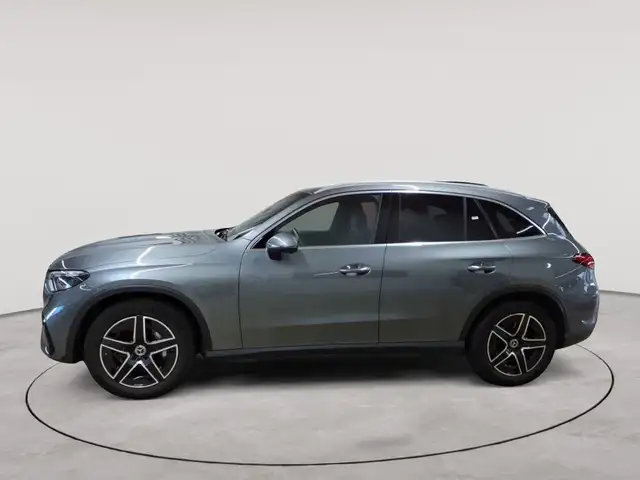 Mercedes-Benz GLC view 6