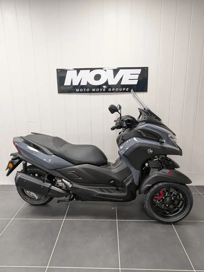 Yamaha TriCity - 1