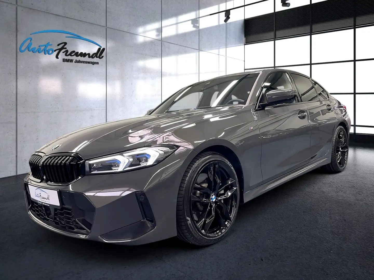 BMW 330 i xDrive LCI II M Sport *19 Zoll*Leder*360*AC Gris - 1