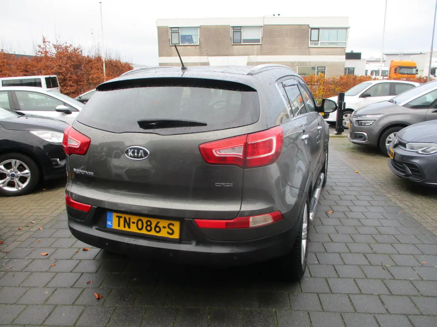 Kia Sportage 1.7 CRDI X-ecutive Plus Pack Grijs - 2