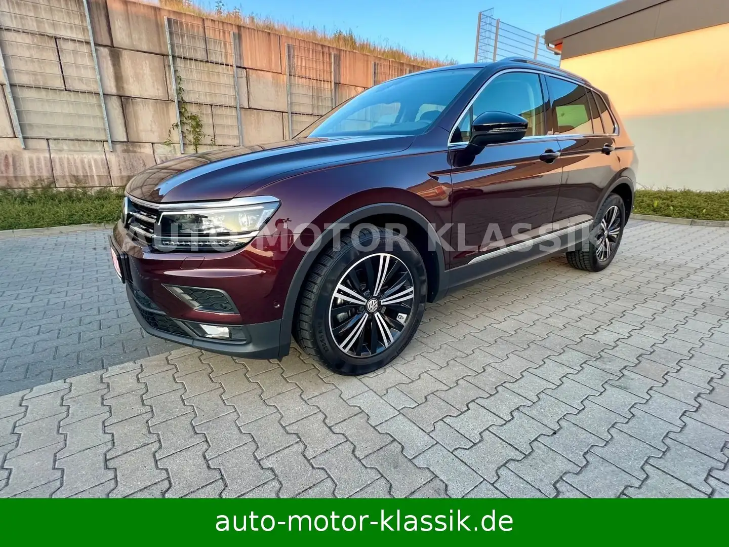 Volkswagen Tiguan IQ.DRIVE LED   DSG   ACC Rot - 1