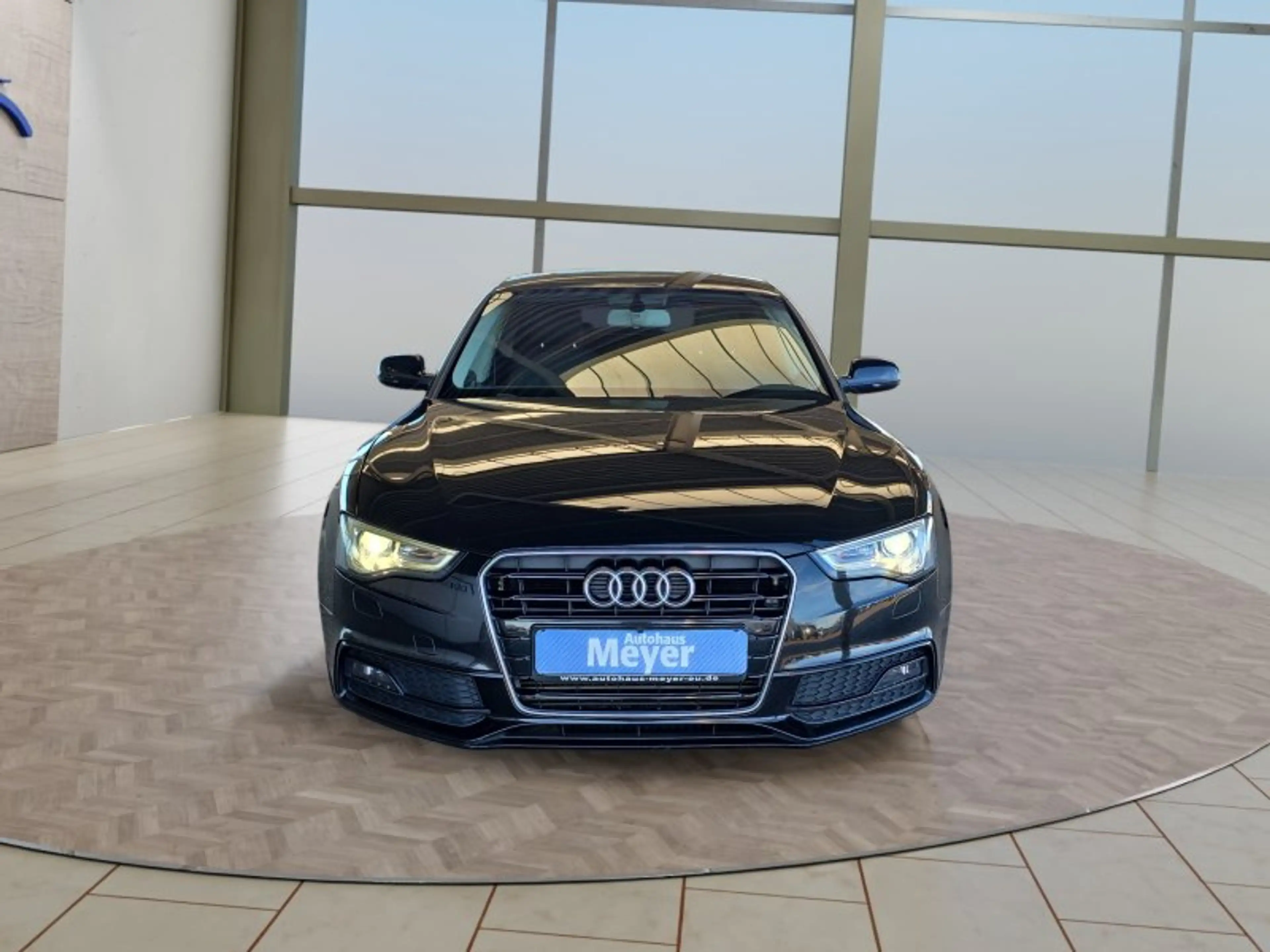 Audi A5 Sportback S-Line 1,8TFSI 19*Alu/BI-Xenon/Keyless — photo 9