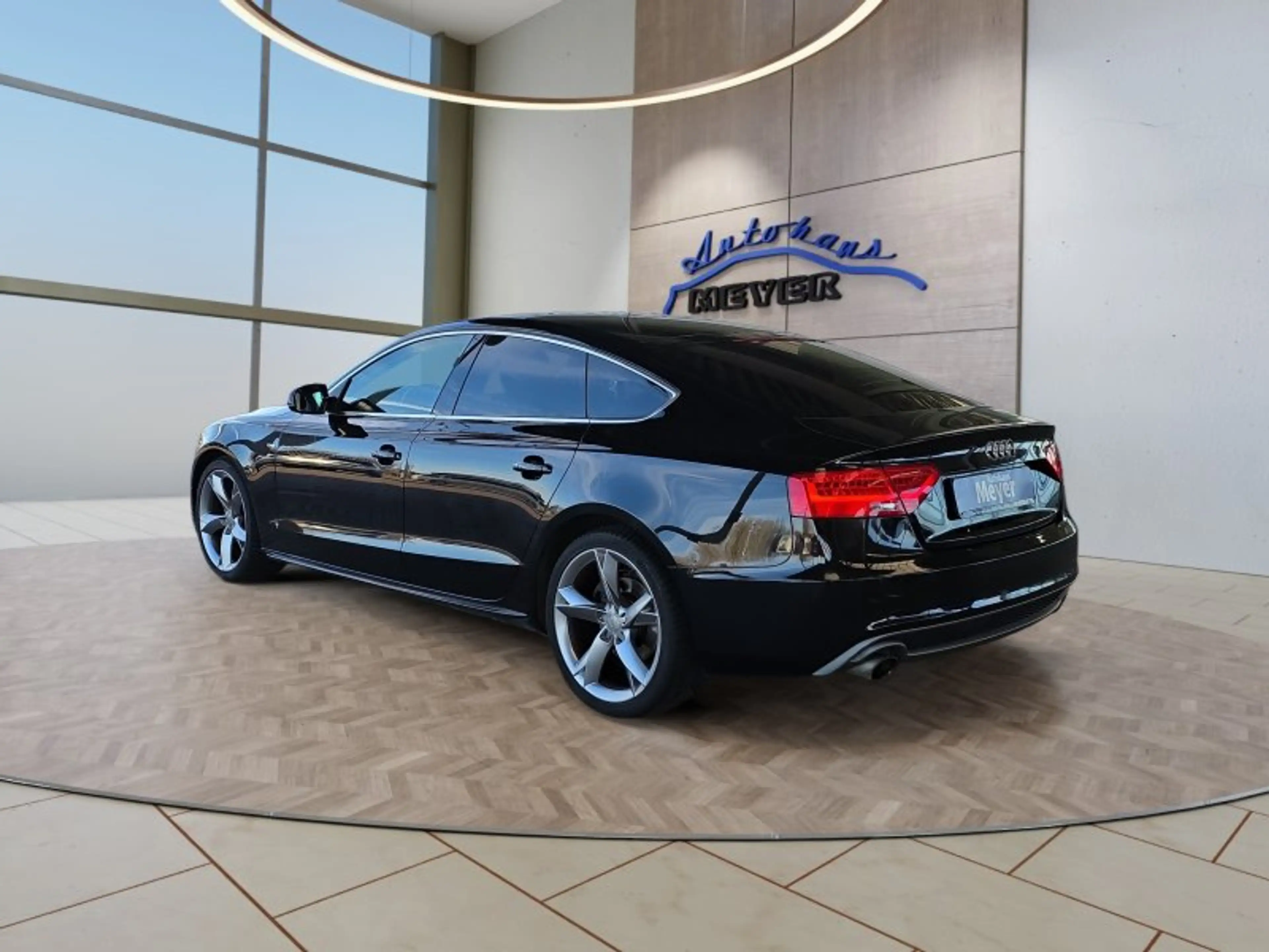Audi A5 Sportback S-Line 1,8TFSI 19*Alu/BI-Xenon/Keyless — photo 3