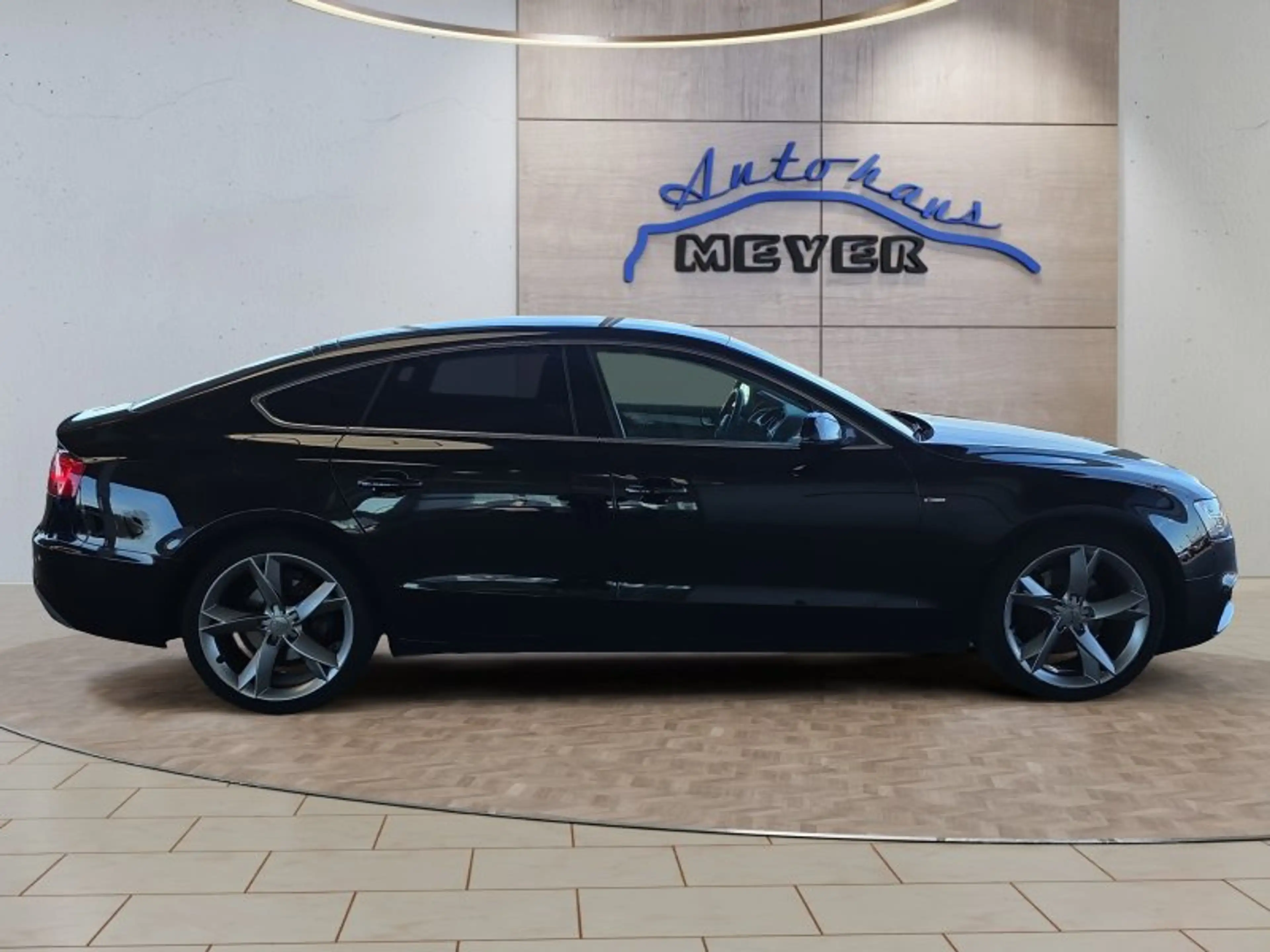 Audi A5 Sportback S-Line 1,8TFSI 19*Alu/BI-Xenon/Keyless — photo 6