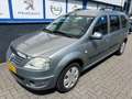 Dacia Logan MCV 1.6-16V Lauréate 7p. 10-2010 130000km 3995eu Blauw - thumbnail 2