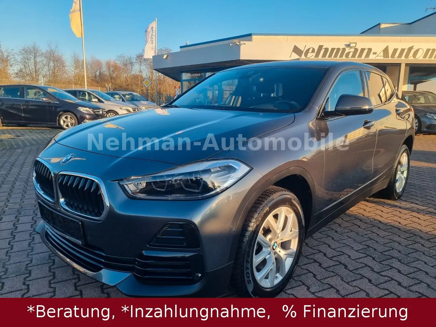 BMW X2 sDrive 18 d Advantage Plus Grau - 1