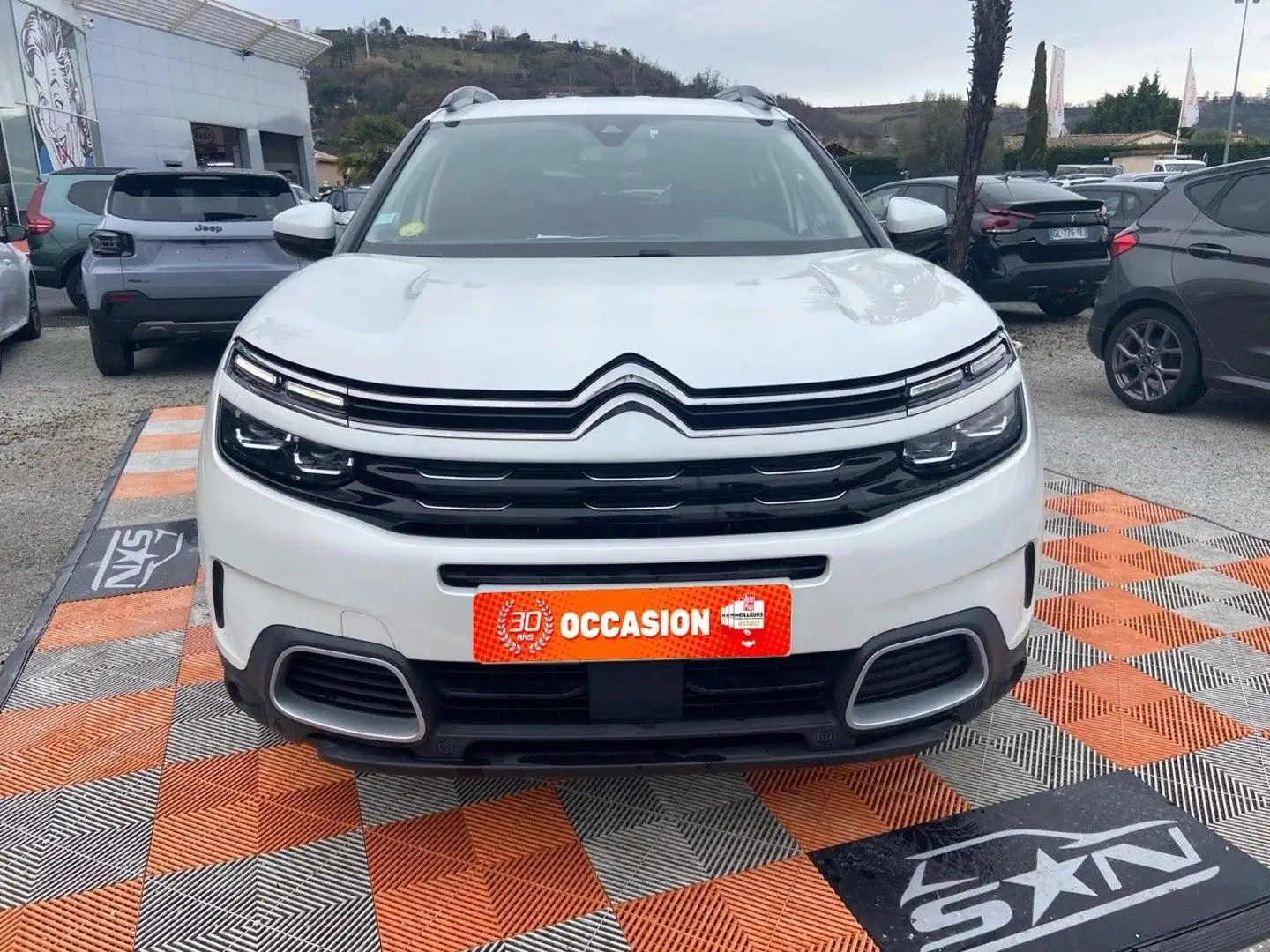 Citroen C5 Aircross 1.5 BLUEHDI 130 EAT8 SHINE Weiß - 2
