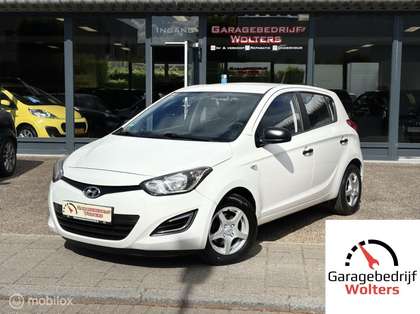 Hyundai i20 1.2i Business Edition airco 5drs nieuwe apk