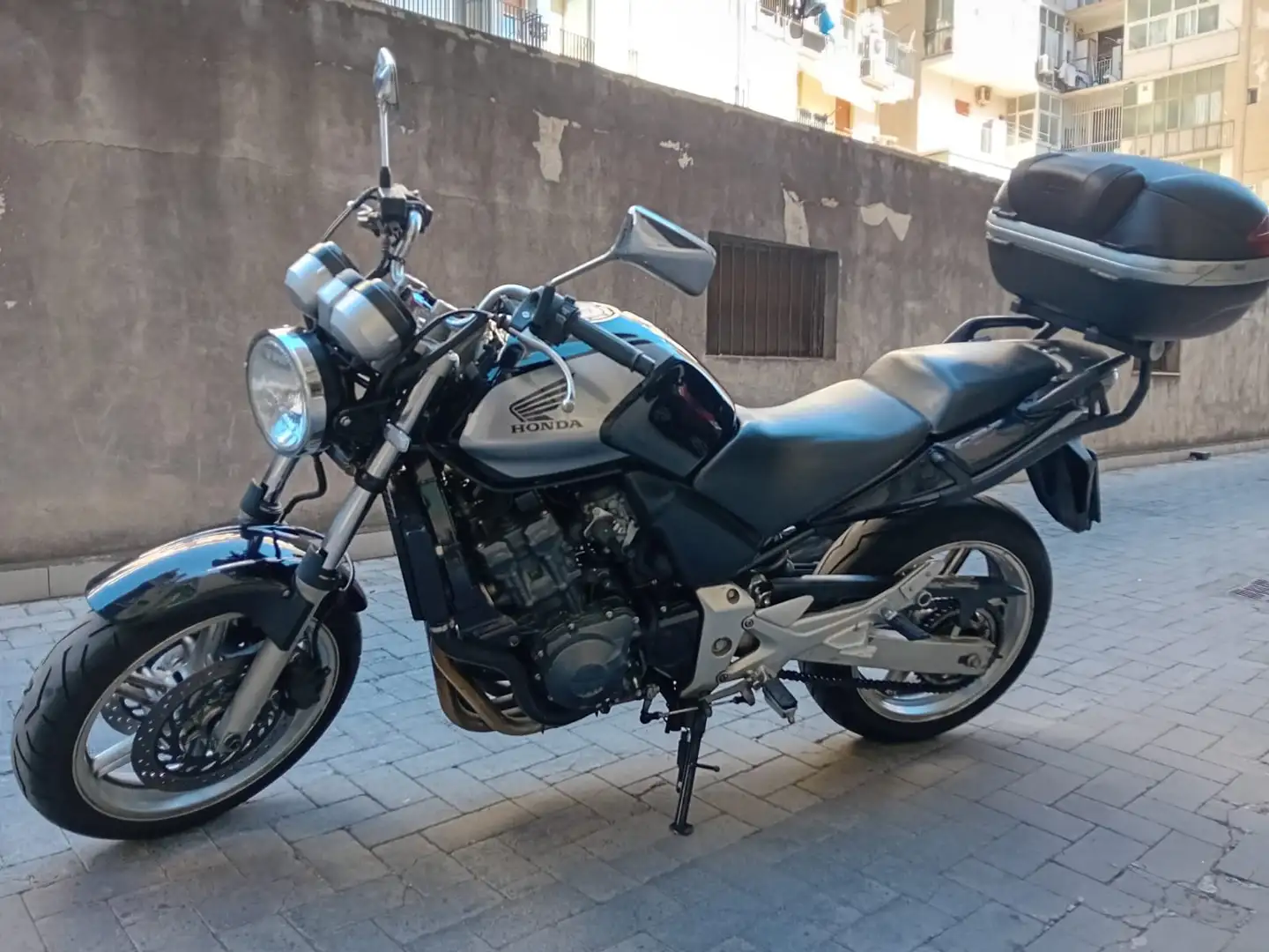 Honda CBF 600 Czarny - 1