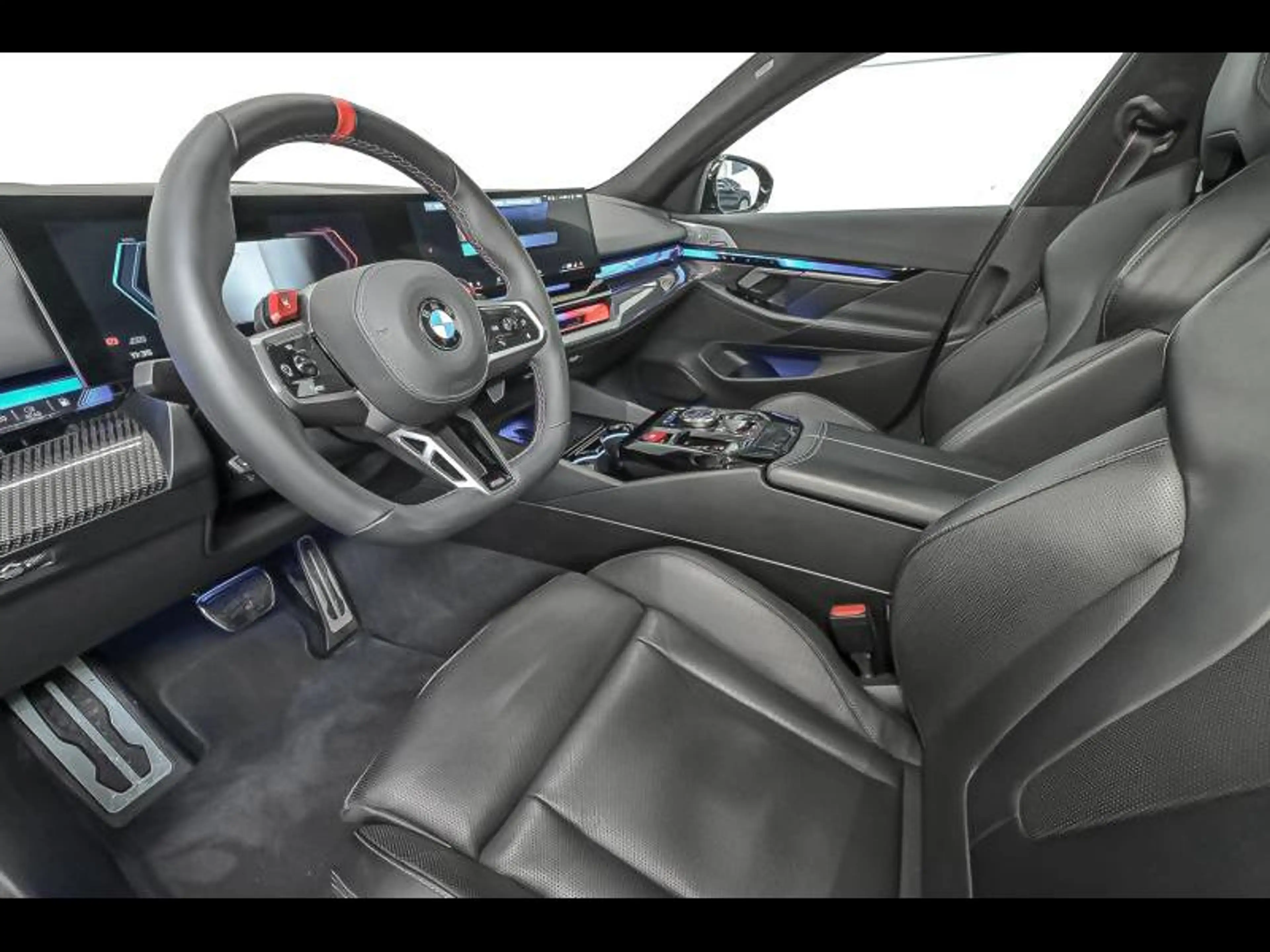BMW M5 Touring — photo 6