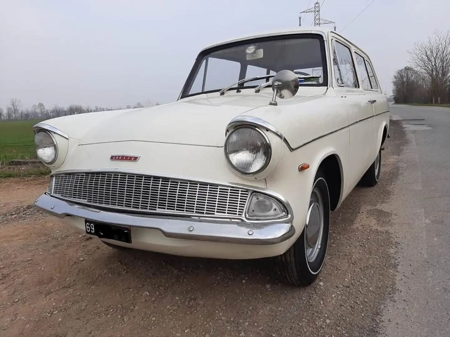 Ford Anglia quattrostagioni Alb - 1