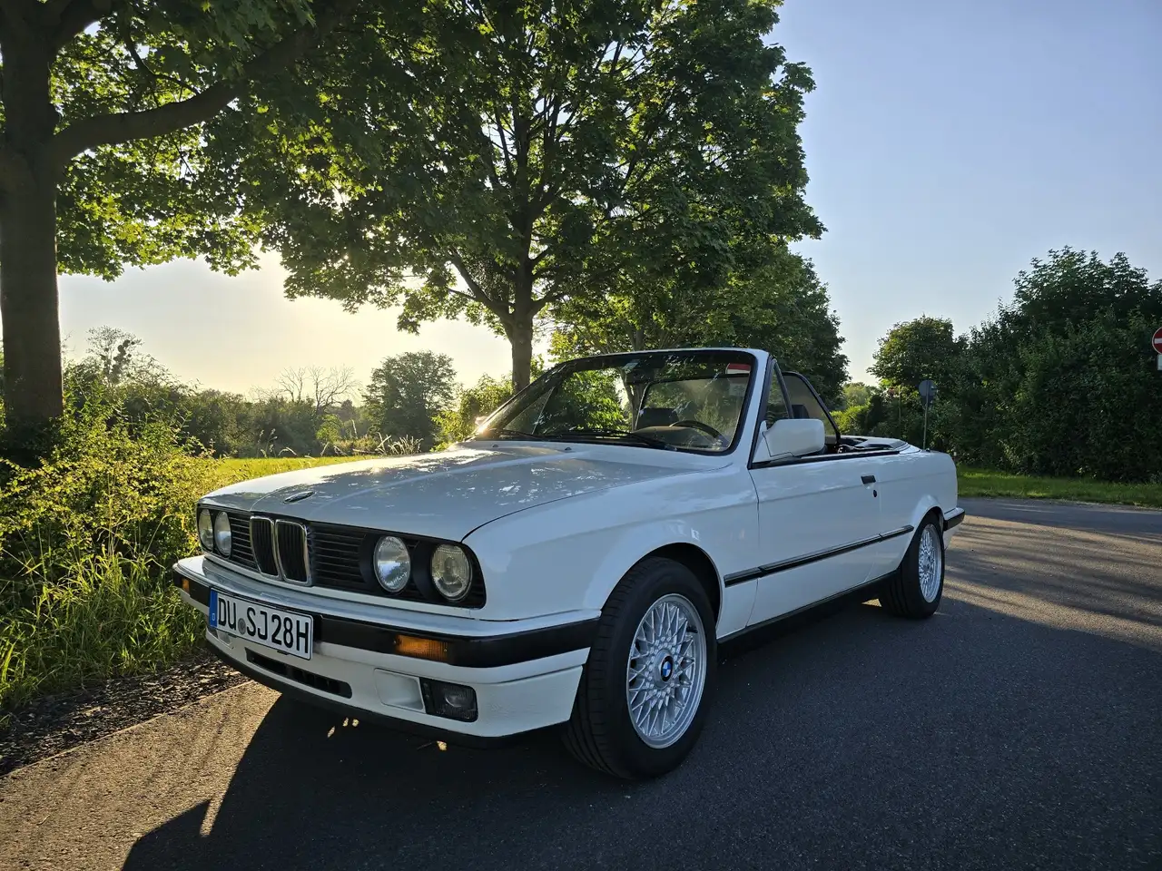 BMW 325 E30 orig. 325 Cabrio Automatik, foto 1