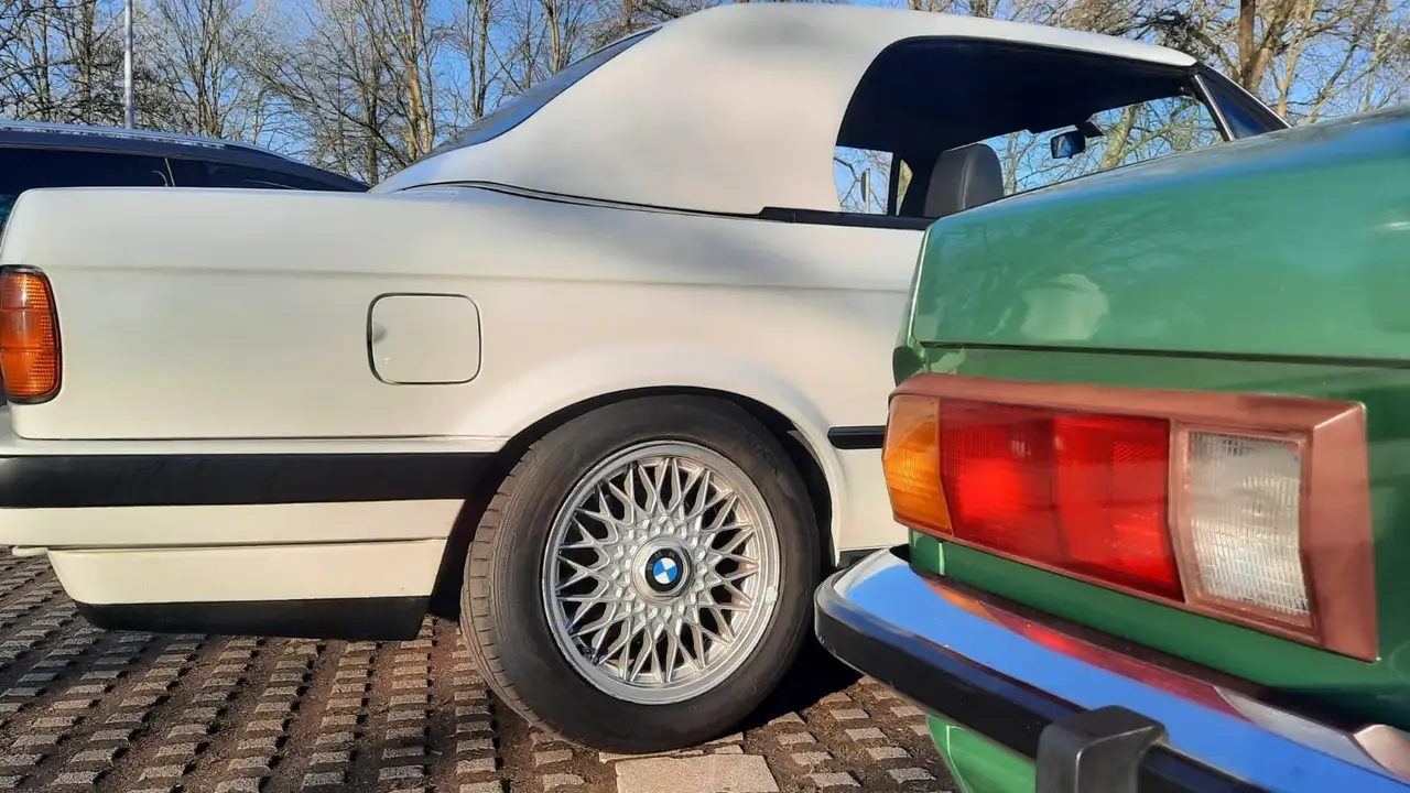 BMW 325 E30 orig. 325 Cabrio Automatik, foto 4