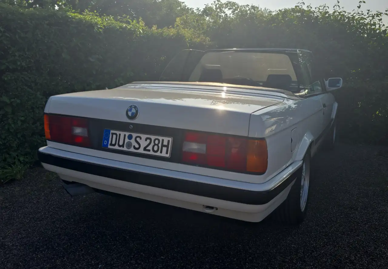 BMW 325 E30 orig. 325 Cabrio Automatik, foto 2